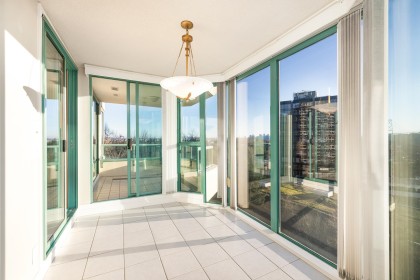 Photo 18 at 12C - 338 Taylor Way, Park Royal, West Vancouver