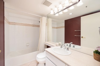 Photo 15 at 12C - 338 Taylor Way, Park Royal, West Vancouver