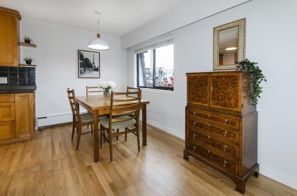 Photo 6 at 303 - 1610 Chesterfield Avenue, Central Lonsdale, North Vancouver