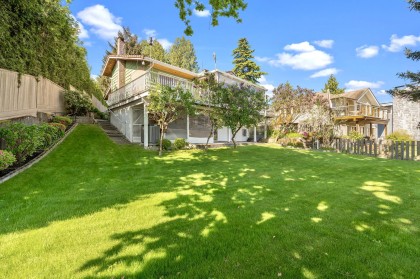Photo 23 at 2560 Bellevue Avenue, Dundarave, West Vancouver