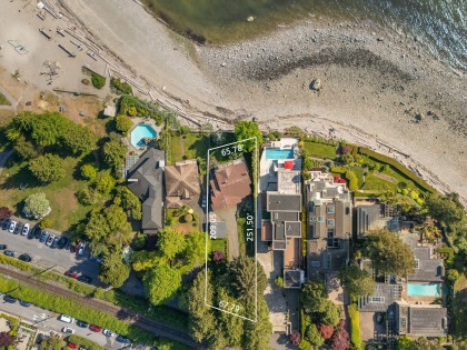 Photo 2 at 2560 Bellevue Avenue, Dundarave, West Vancouver