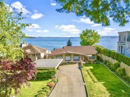 Photo 3 at 2560 Bellevue Avenue, Dundarave, West Vancouver