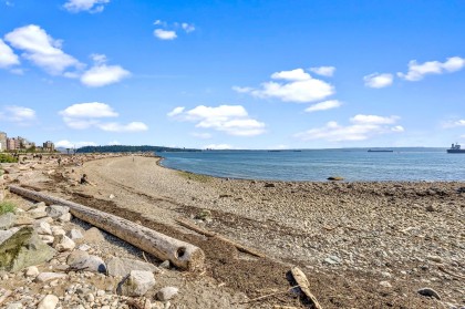 Photo 8 at 2560 Bellevue Avenue, Dundarave, West Vancouver