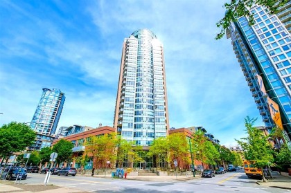Photo 1 at 703 - 63 Keefer Place, Downtown VW, Vancouver West