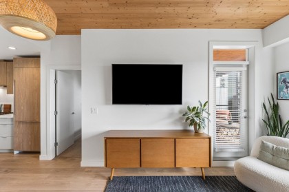 Photo 3 at 603 - 108 E 8th Street, Central Lonsdale, North Vancouver