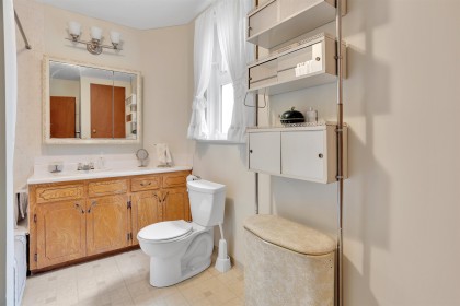 Photo 14 at 2206 Musqueamview Street, Kitsilano, Vancouver West
