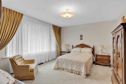 Photo 11 at 2206 Musqueamview Street, Kitsilano, Vancouver West