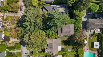 Photo 2 at 3060 W 45th Avenue, Kerrisdale, Vancouver West