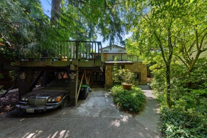 Photo 5 at 3060 W 45th Avenue, Kerrisdale, Vancouver West