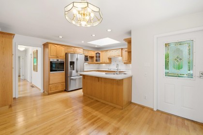 Photo 10 at 2522 Bronte Drive, Blueridge NV, North Vancouver