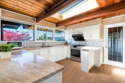 Photo 8 at 241 W Balmoral Road, Upper Lonsdale, North Vancouver