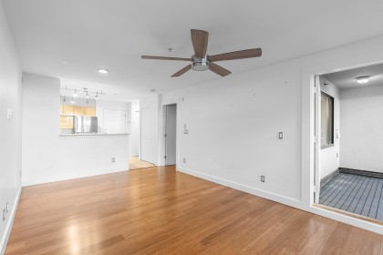 Photo 13 at 203 - 305 Lonsdale Avenue, Lower Lonsdale, North Vancouver