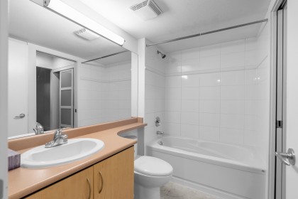 Photo 22 at 203 - 305 Lonsdale Avenue, Lower Lonsdale, North Vancouver