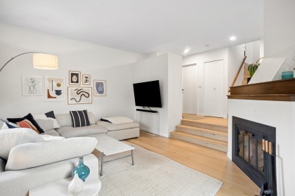 Photo 4 at 2421 Trafalgar Street, Kitsilano, Vancouver West
