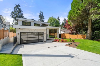 Photo 4 at 1511 Burrill Avenue, Lynn Valley, North Vancouver