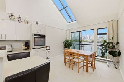 Photo 6 at 774 Millbank, False Creek, Vancouver West