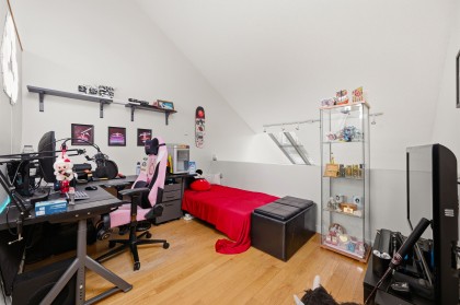 Photo 16 at 774 Millbank, False Creek, Vancouver West
