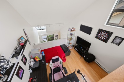Photo 18 at 774 Millbank, False Creek, Vancouver West