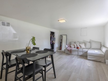 Photo 20 at 2325 W 8th Avenue, Kitsilano, Vancouver West
