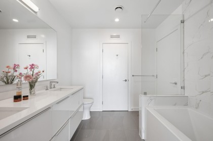 Photo 14 at 301 - 4427 Cambie Street, Cambie, Vancouver West