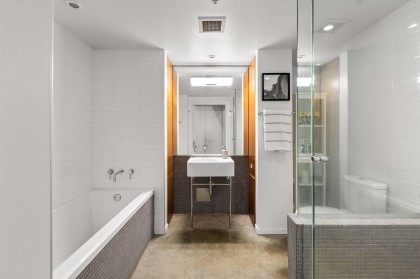 Photo 23 at 410 - 388 W 1st Avenue, False Creek, Vancouver West