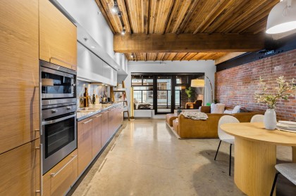 Photo 10 at 410 - 388 W 1st Avenue, False Creek, Vancouver West