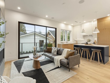 Photo 1 at 2 - 3919 W 18th Avenue, Dunbar, Vancouver West