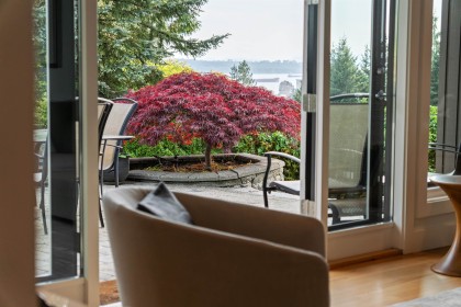 Photo 8 at 1240 Nepal Crescent, Ambleside, West Vancouver