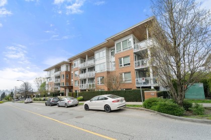 Photo 2 at 101 - 717 Chesterfield Avenue, Central Lonsdale, North Vancouver