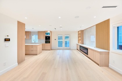 Photo 7 at 806 Montroyal Boulevard, Canyon Heights NV, North Vancouver