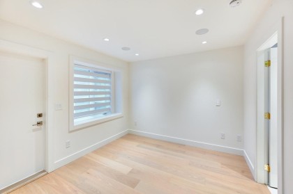 Photo 20 at 806 Montroyal Boulevard, Canyon Heights NV, North Vancouver