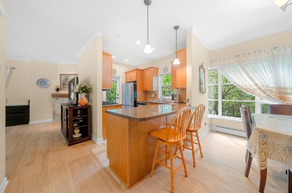 Photo 12 at 15 - 3150 Sunnyhurst Road, Lynn Valley, North Vancouver