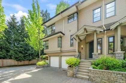 Photo 5 at 15 - 3150 Sunnyhurst Road, Lynn Valley, North Vancouver
