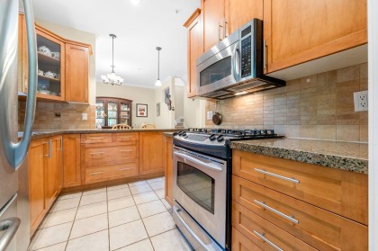 Photo 19 at 15 - 3150 Sunnyhurst Road, Lynn Valley, North Vancouver