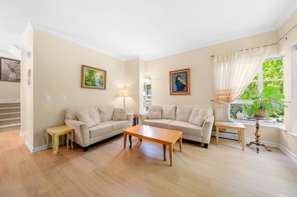 Photo 8 at 15 - 3150 Sunnyhurst Road, Lynn Valley, North Vancouver