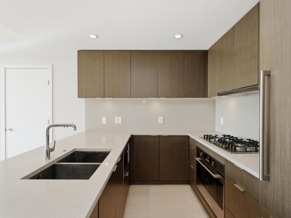 Photo 11 at 1702 - 125 14th Street, Central Lonsdale, North Vancouver