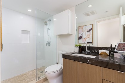 Photo 13 at 306 - 112 E 13th Street, Central Lonsdale, North Vancouver