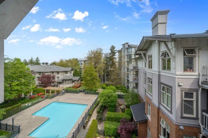 Photo 1 at 404 - 4883 Maclure Mews, Quilchena, Vancouver West