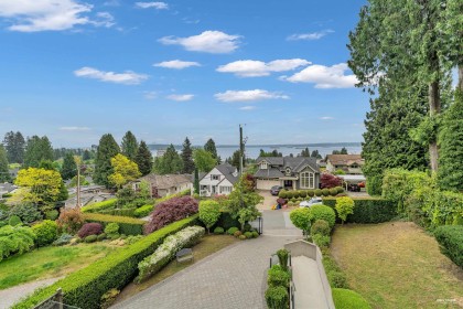 Photo 23 at 2567 Lawson Avenue, Dundarave, West Vancouver