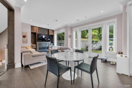 Photo 17 at 2567 Lawson Avenue, Dundarave, West Vancouver