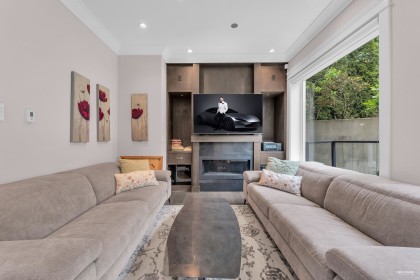 Photo 20 at 2567 Lawson Avenue, Dundarave, West Vancouver