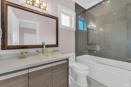 Photo 37 at 2567 Lawson Avenue, Dundarave, West Vancouver