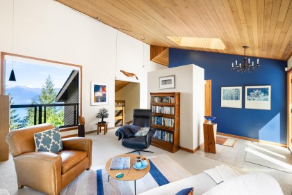 Photo 7 at 120 Mountain Drive, Lions Bay, West Vancouver