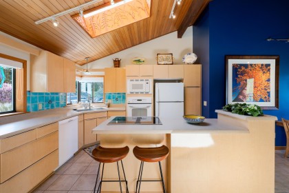 Photo 14 at 120 Mountain Drive, Lions Bay, West Vancouver