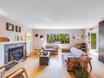Photo 4 at 1140 W 20th Street, Pemberton Heights, North Vancouver