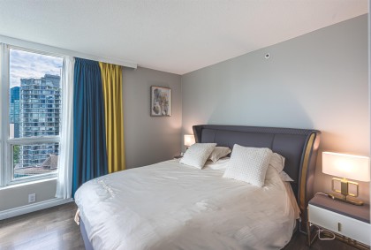 Photo 5 at 2302 - 555 Jervis Street, Coal Harbour, Vancouver West