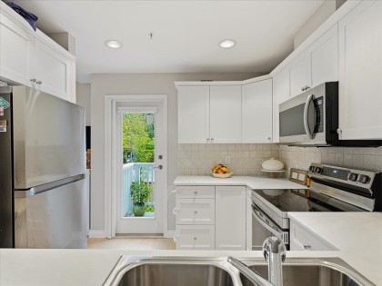 Photo 9 at 11 - 2688 Mountain Highway, Westlynn, North Vancouver