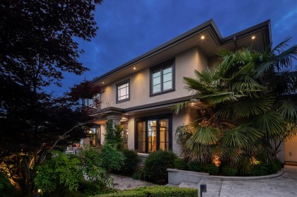 Photo 2 at 285 26th Street, Dundarave, West Vancouver
