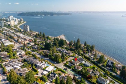 Photo 35 at 285 26th Street, Dundarave, West Vancouver