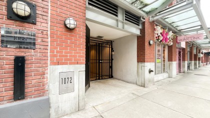 Photo 2 at 306 - 1072 Hamilton Street, Yaletown, Vancouver West